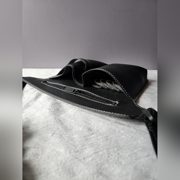 SIDE TOOL BAG - Picture 3 of 6